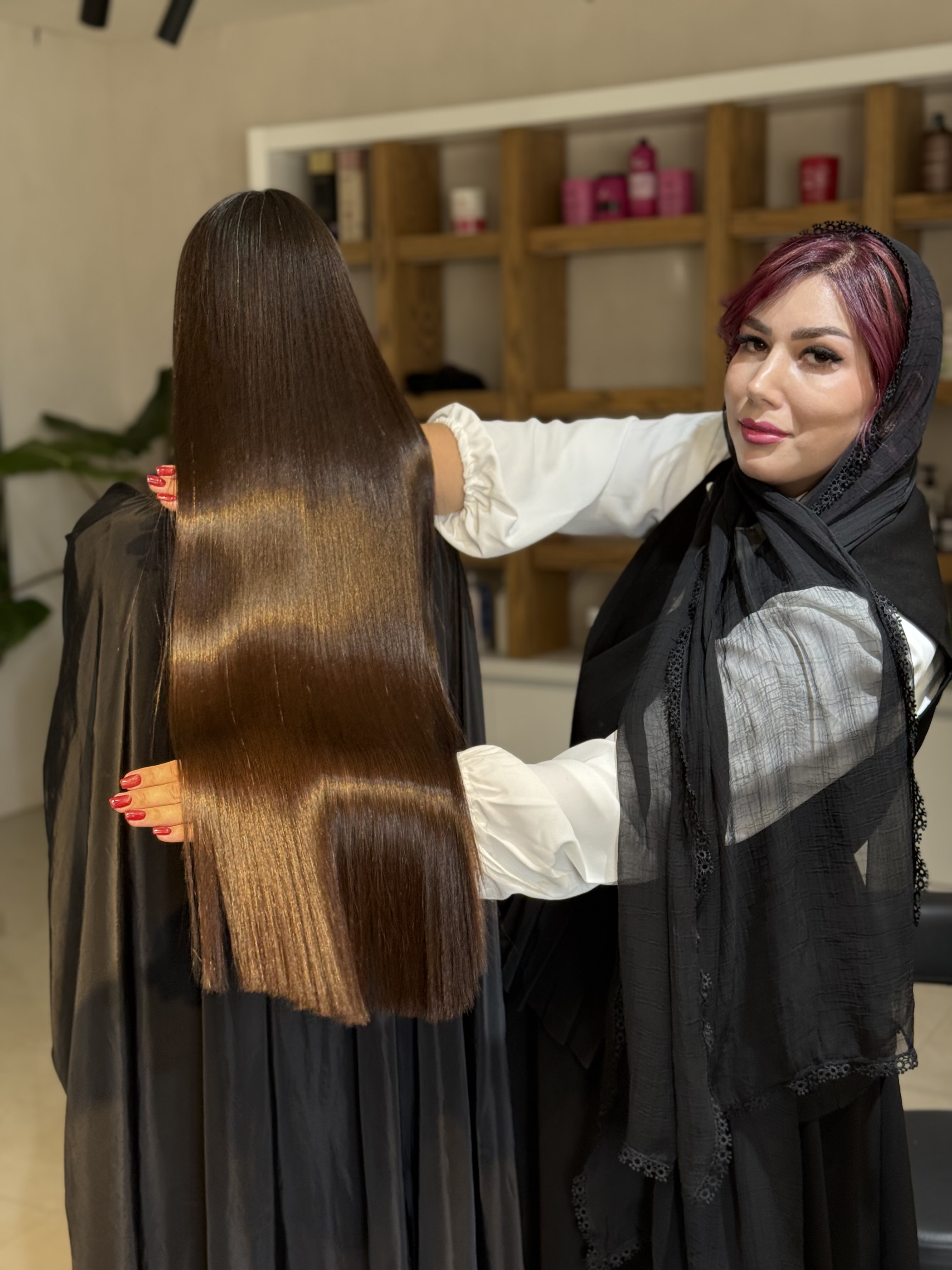 آموزشگاه آرایشگری سارا حقیقی