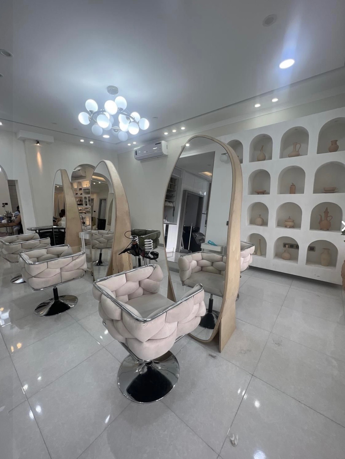 سالن زیبایی مکیاج