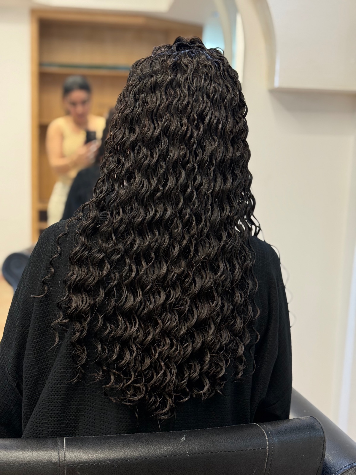 مرکز کراتینه فاطمه قشقایی شیراز، معالی آباد، ساختمان دیاموند، طبقه 4، واحد 401 09356712224