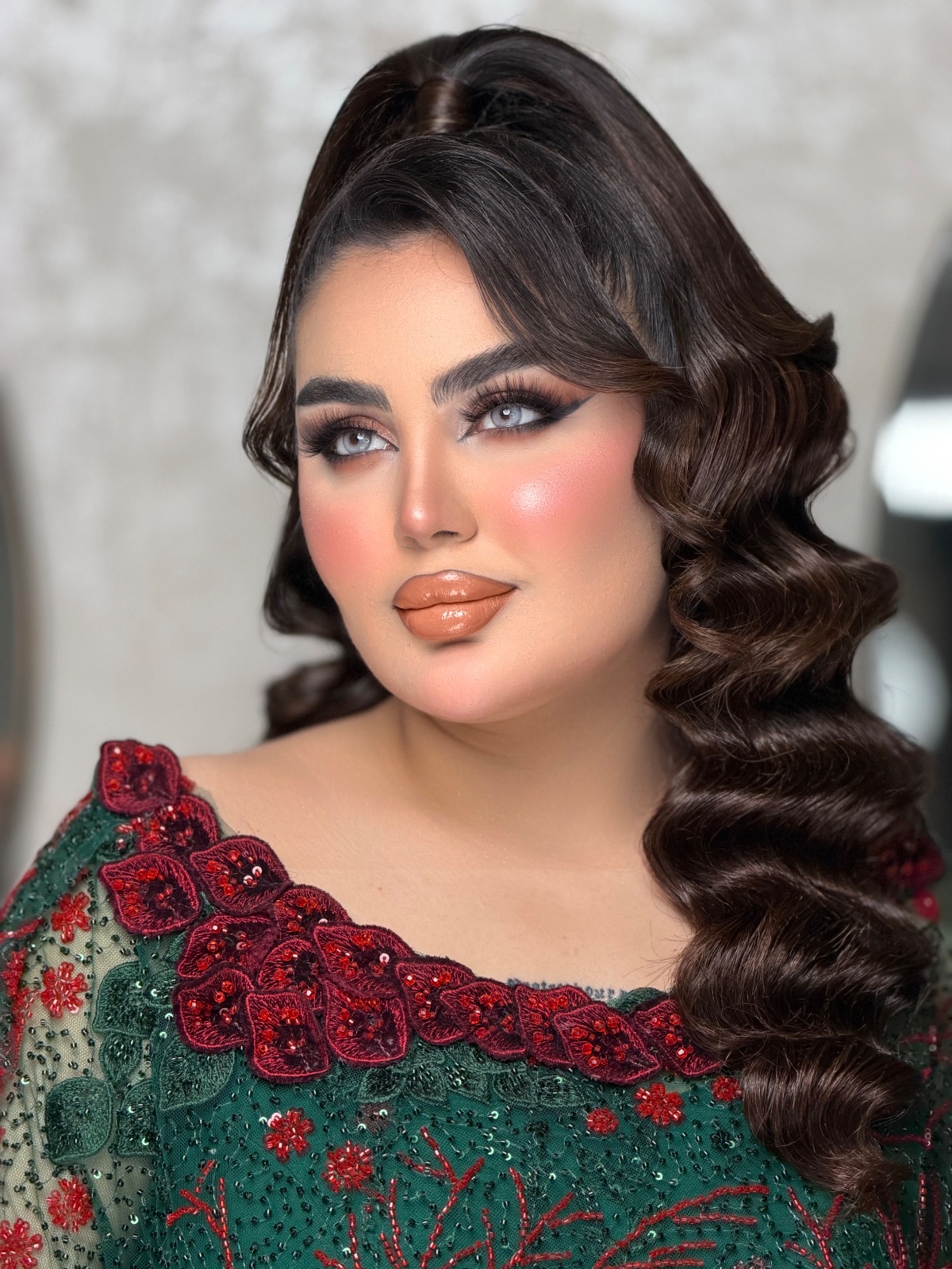 Roya beauty رویا بیوتی