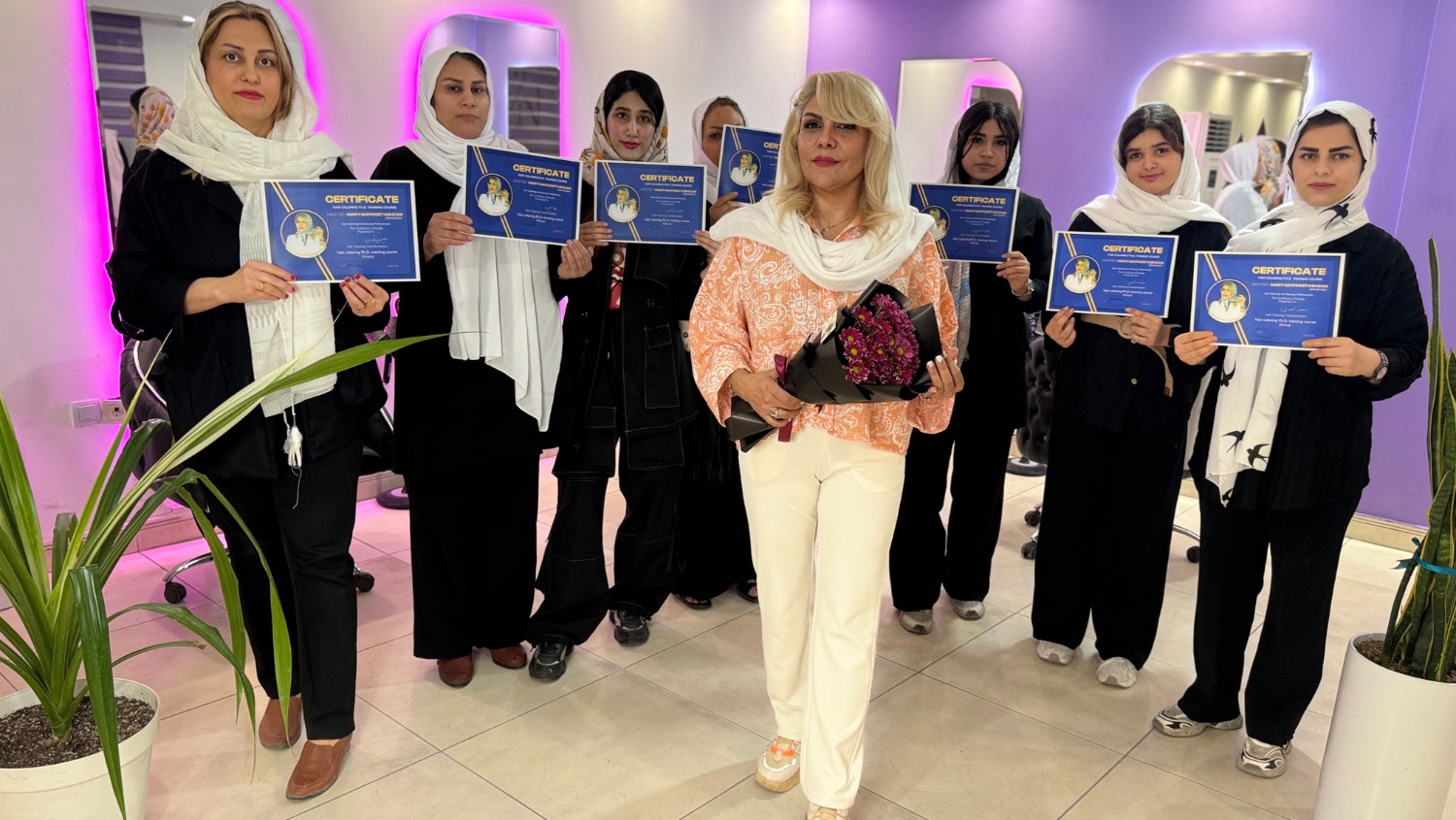 سالن زیبایی و آموزشگاه مریم نیکا