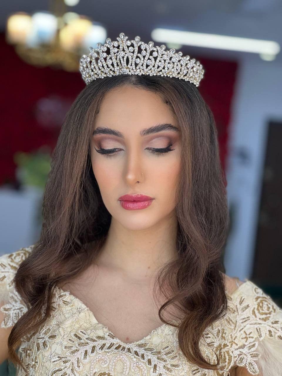 سالن زیبایی شیوا روزبهی