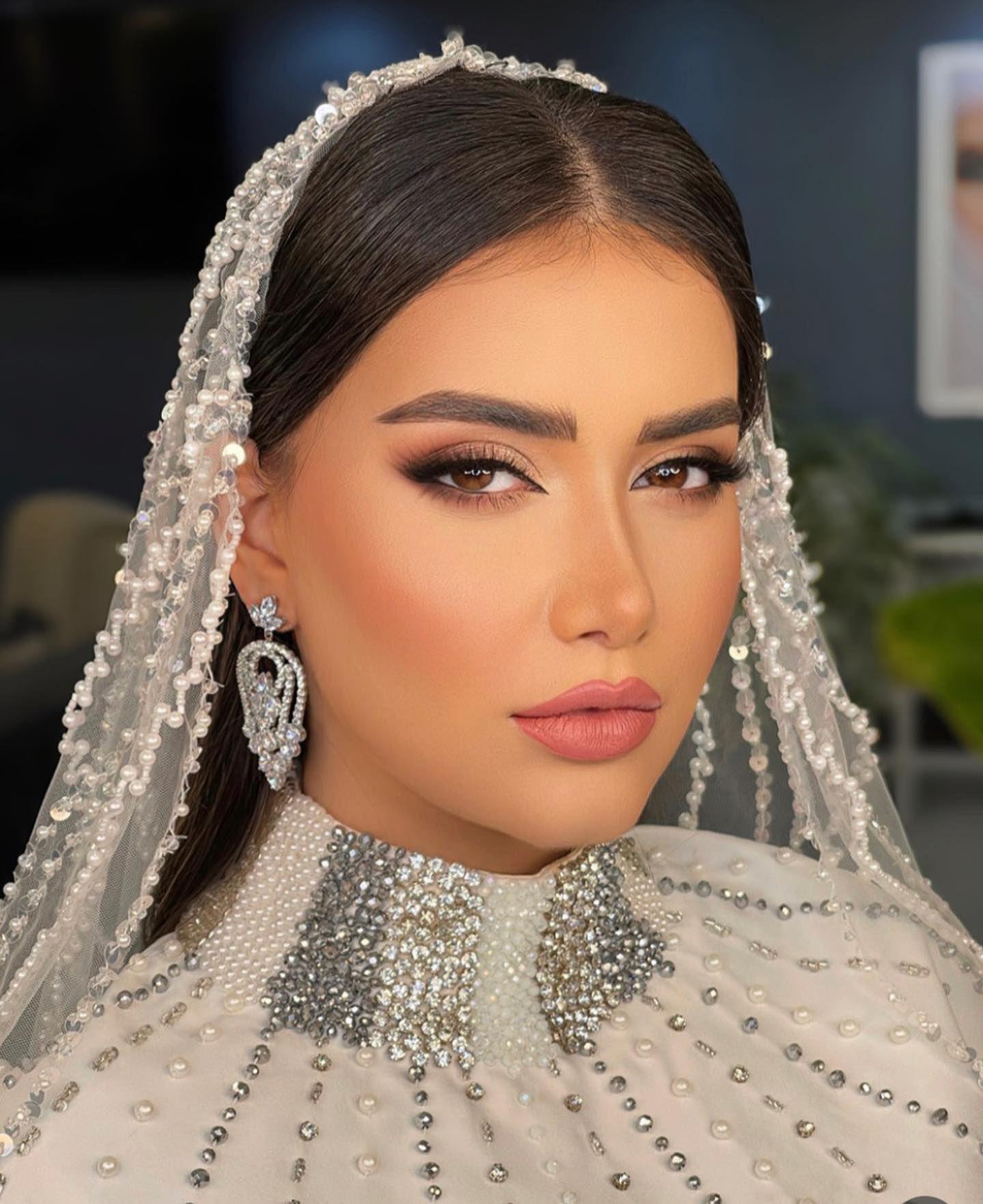 سالن زیبایی شیفون آموزشگاه آیدا مقدم