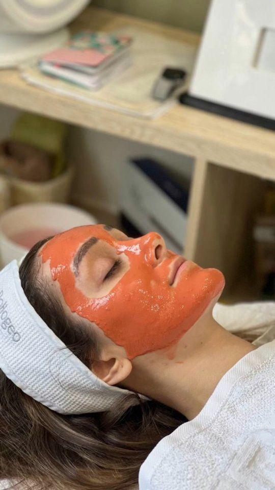سالن زیبایی نادیا بیوتی در رشت