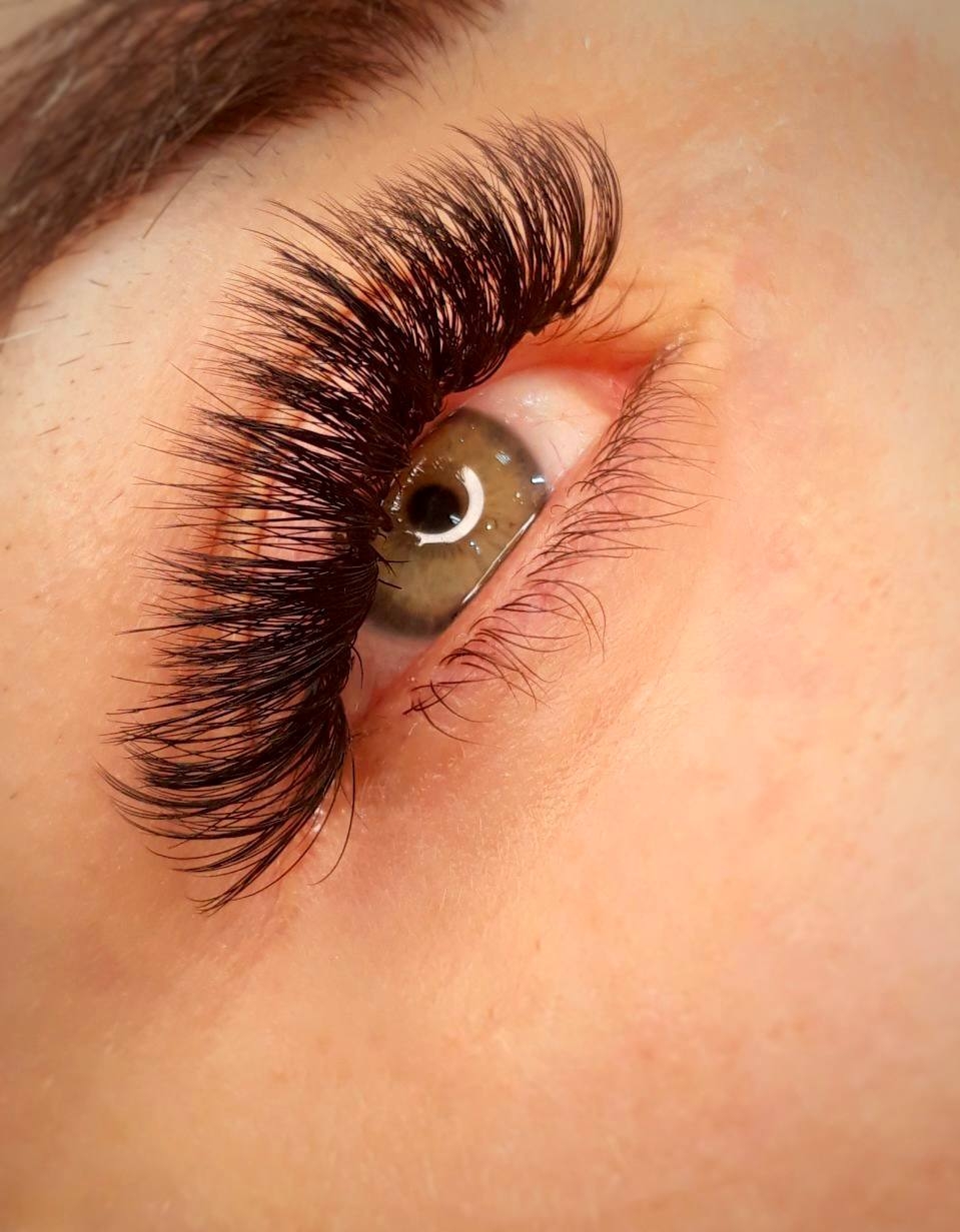 خدمات تخصصی مژه نگین