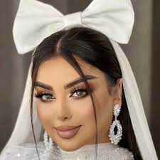 آموزشگاه و سالن زیبایی  آواضمیری