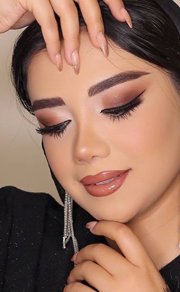 سالن زیبایی‌لیرا