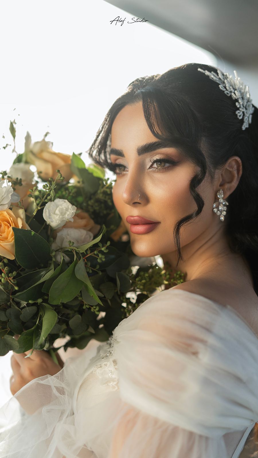 سالن زیبایی و عروس سرای آوینا