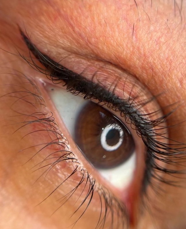 سالن زیبایی و آموزشگاه سارا آقایی