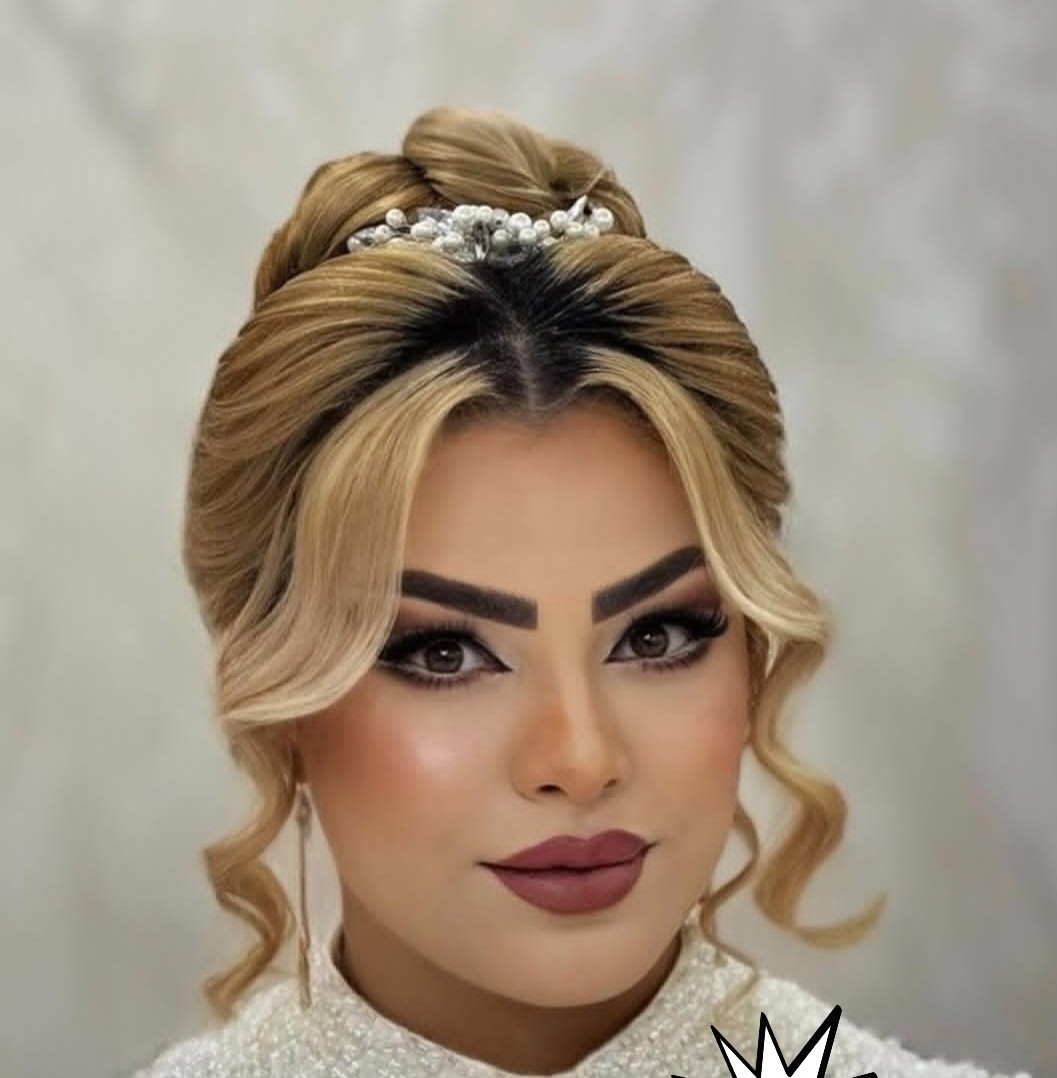 میکاپ و شنیون و رنگ ومش فاطمه